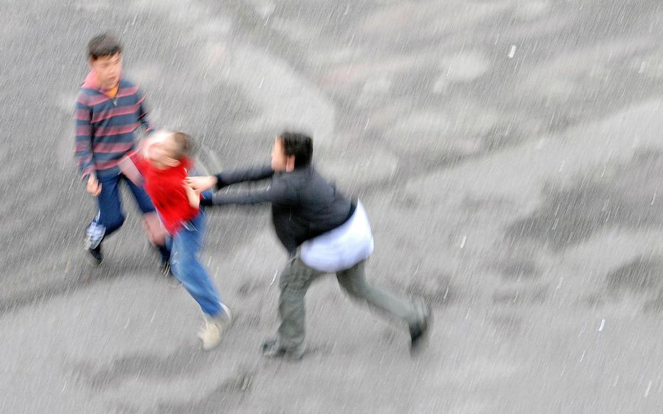 Violences entre jeunes : se donner les moyens d’agir